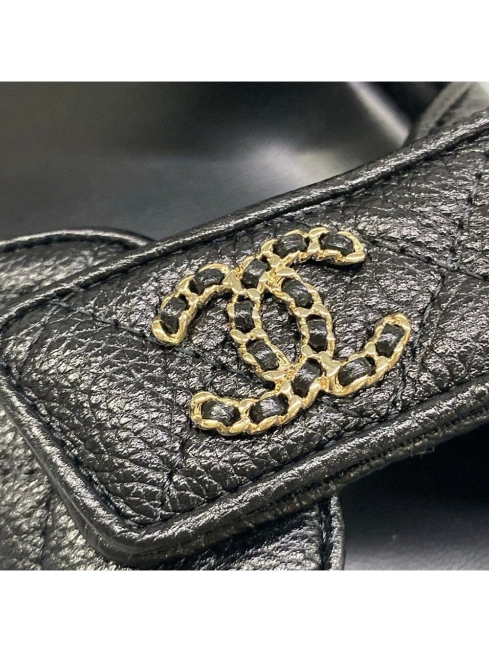 Chanel Sandals 36 C Quilted Black Gold CC Logo Velcro Leather - Picture 12 of 12